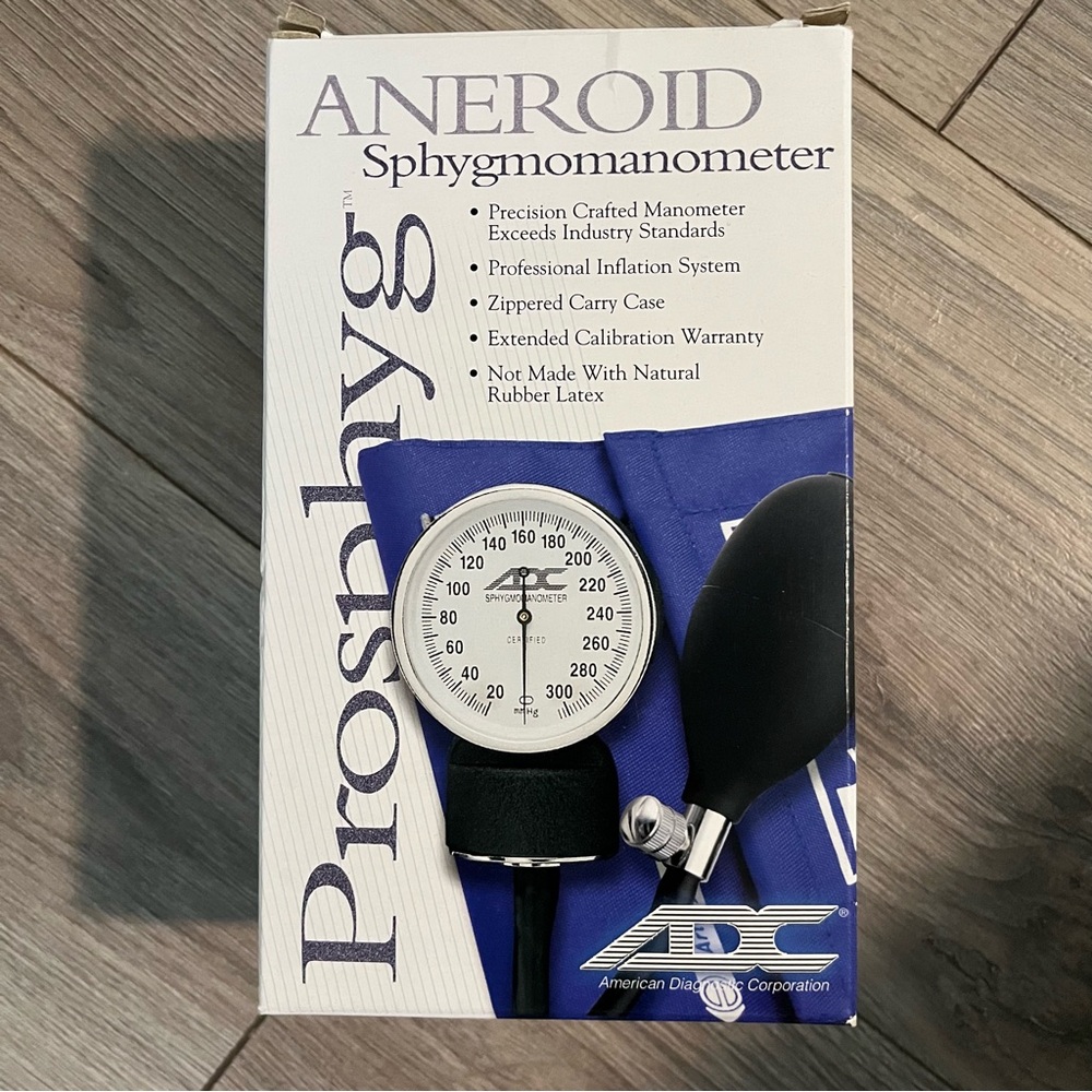 ADC Proshyg Aneroid Sphygmomanometer 775-11AN